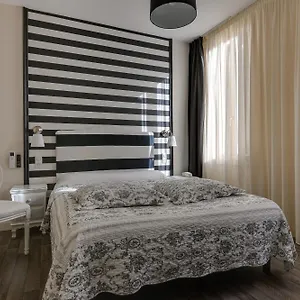 Henri Iv Hotel Tarbes
