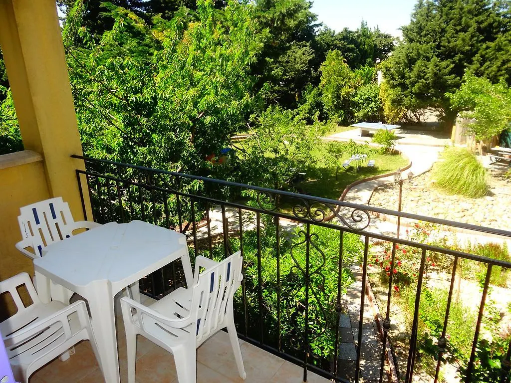 *** Lägenhetshotell Appart'Hotel Festival Sud Aqua - Avignon Tgv Frankrike
