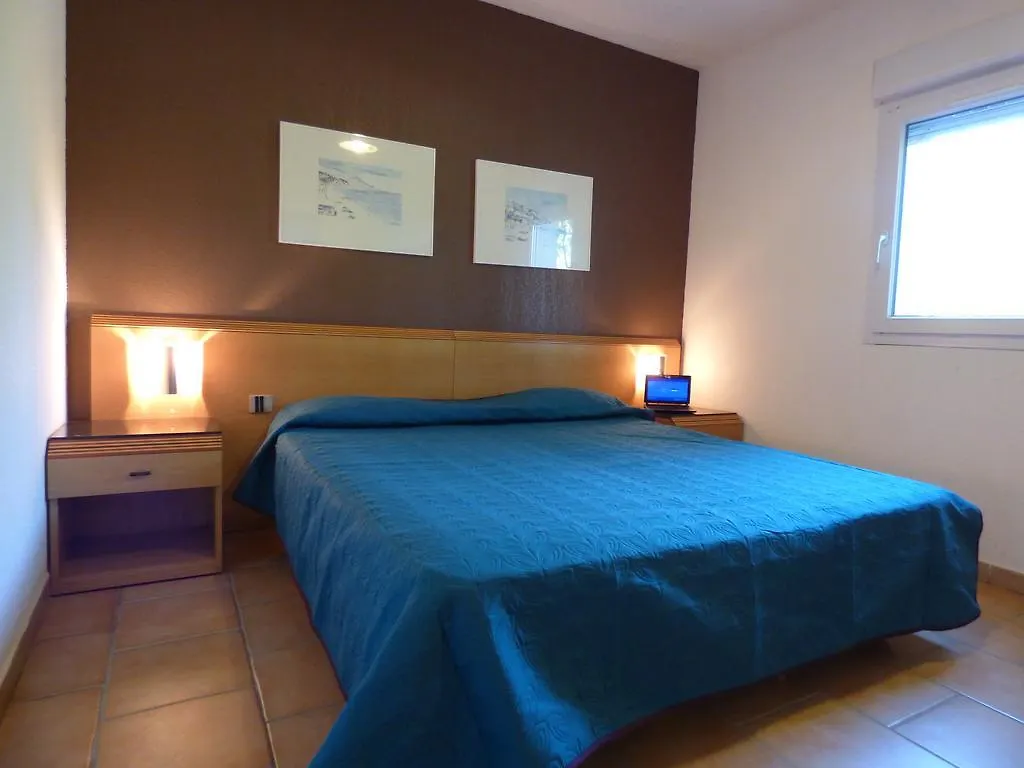 Appart'Hotel Festival Sud Aqua - Avignon Tgv 3*,